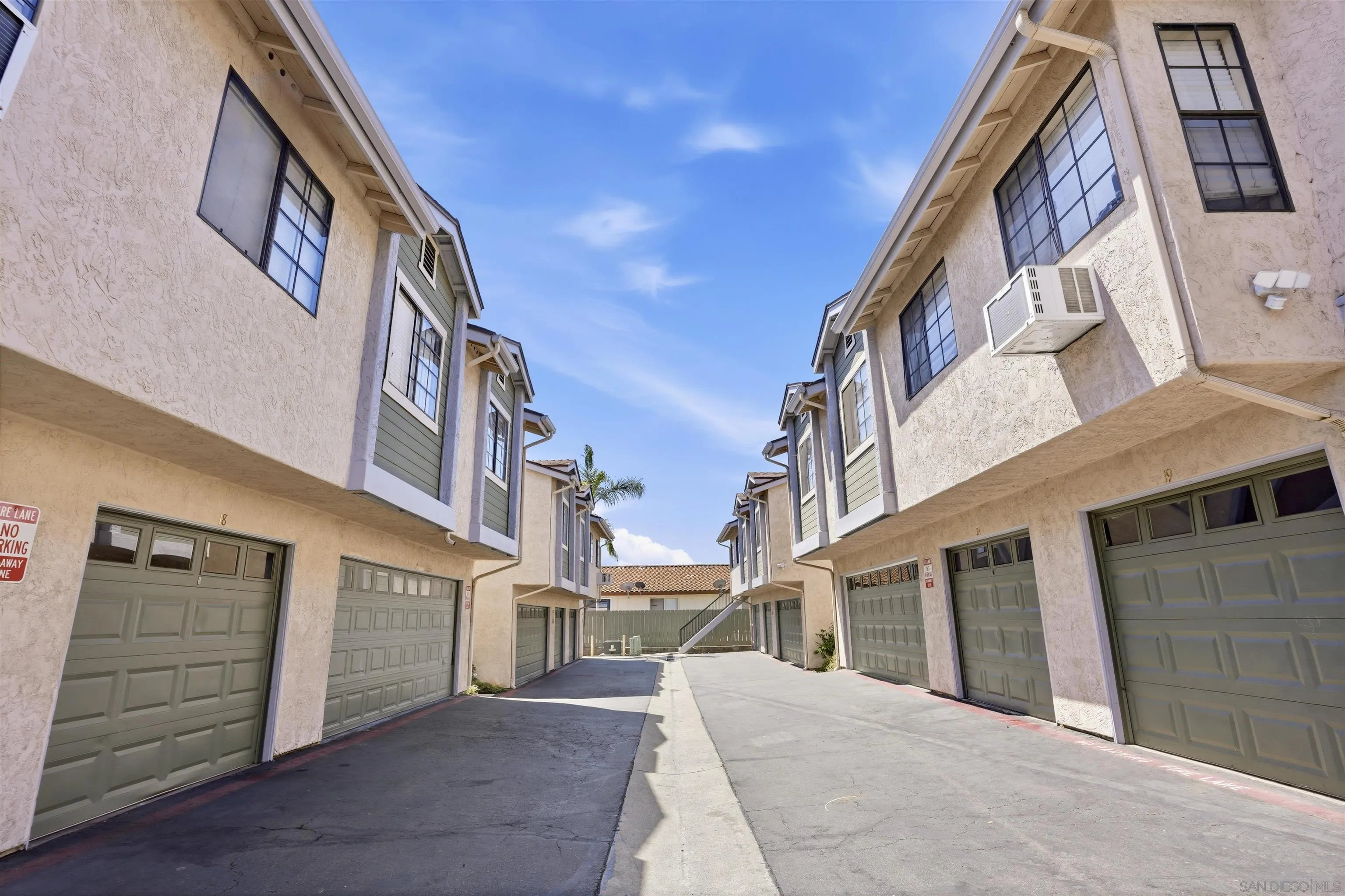 1225 N Broadway Unit 21