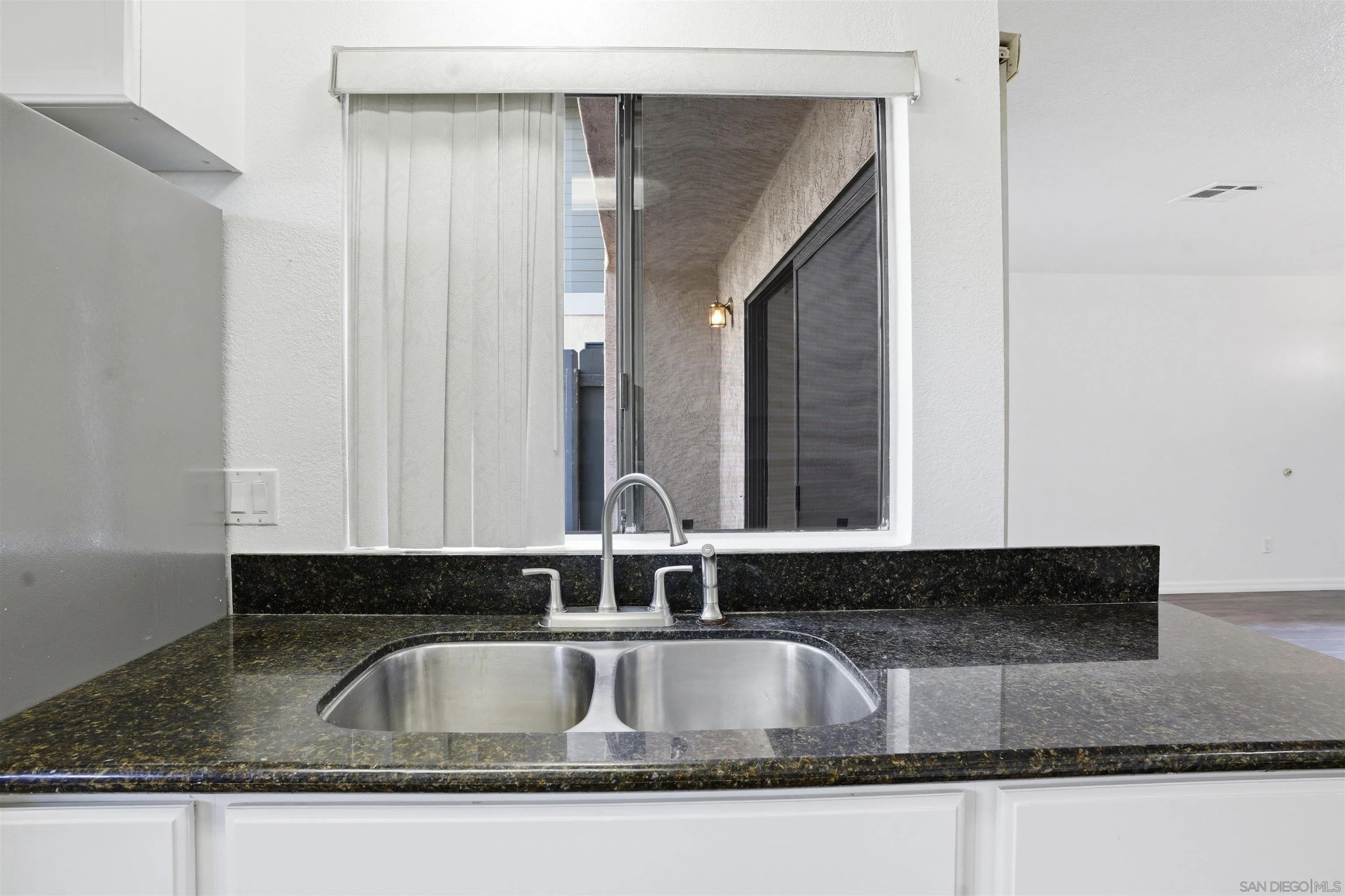 1225 N Broadway Unit 21