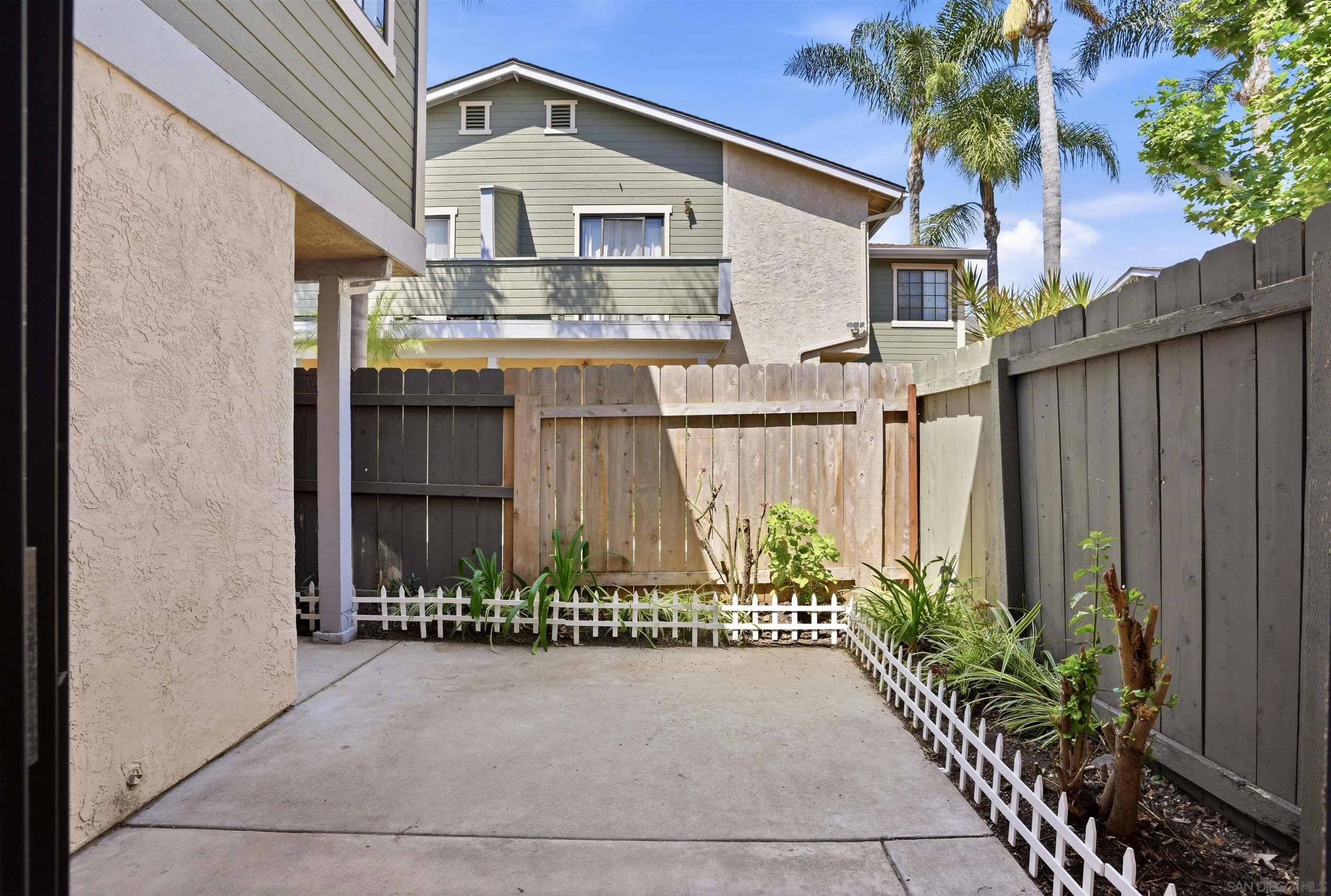 1225 N Broadway Unit 21