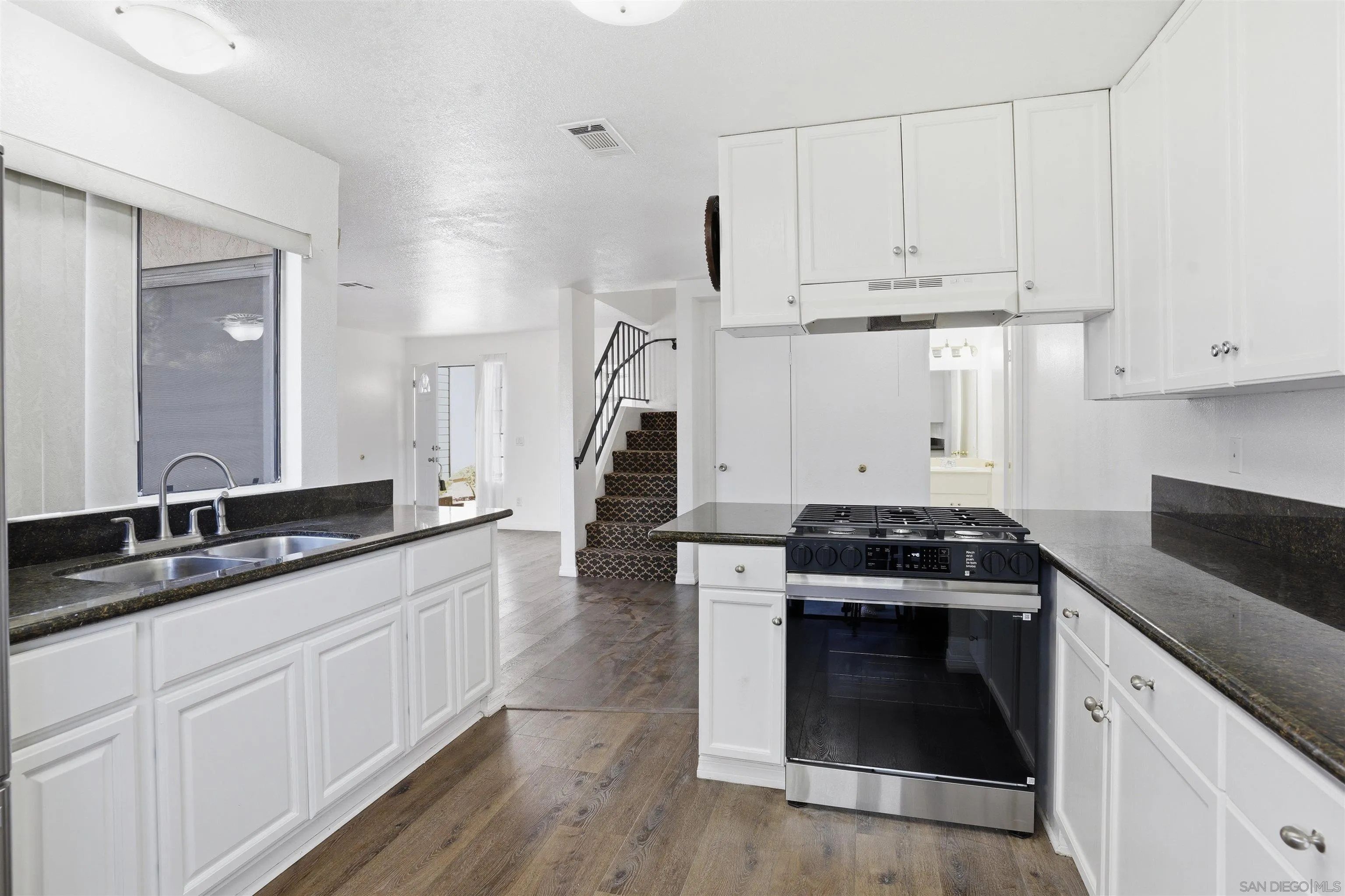 1225 N Broadway Unit 21