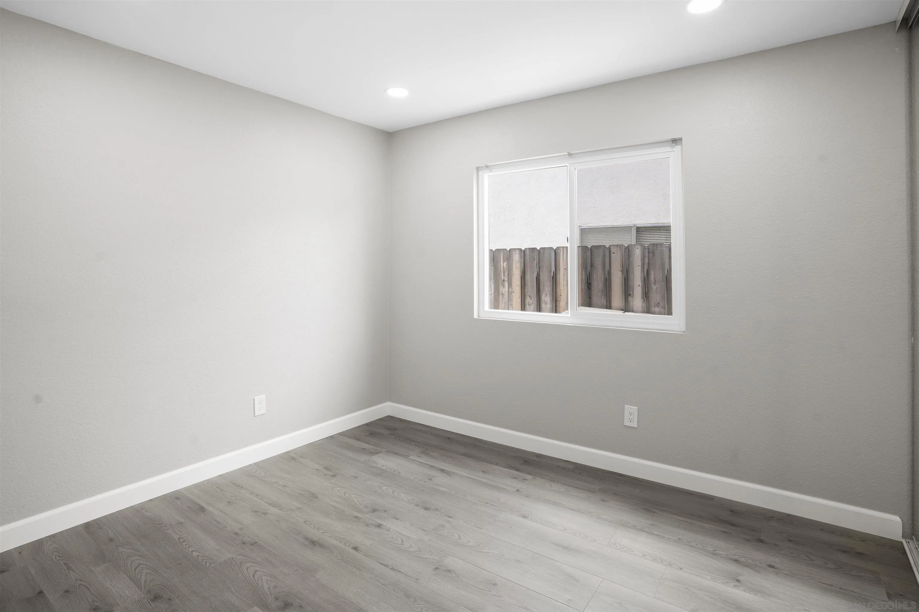 10385 Cheviot