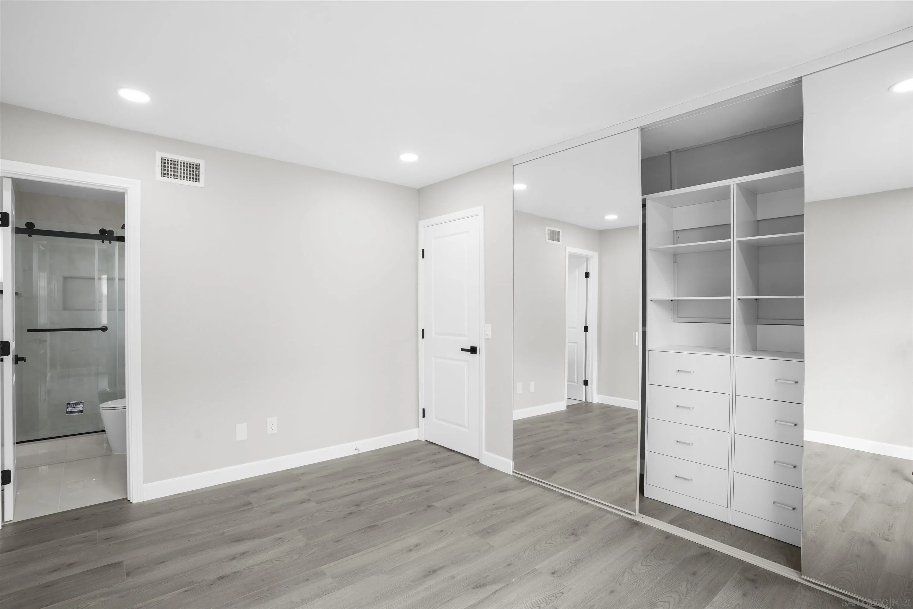 10385 Cheviot