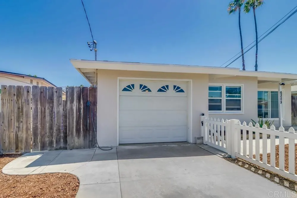 6209 Thorn Street
