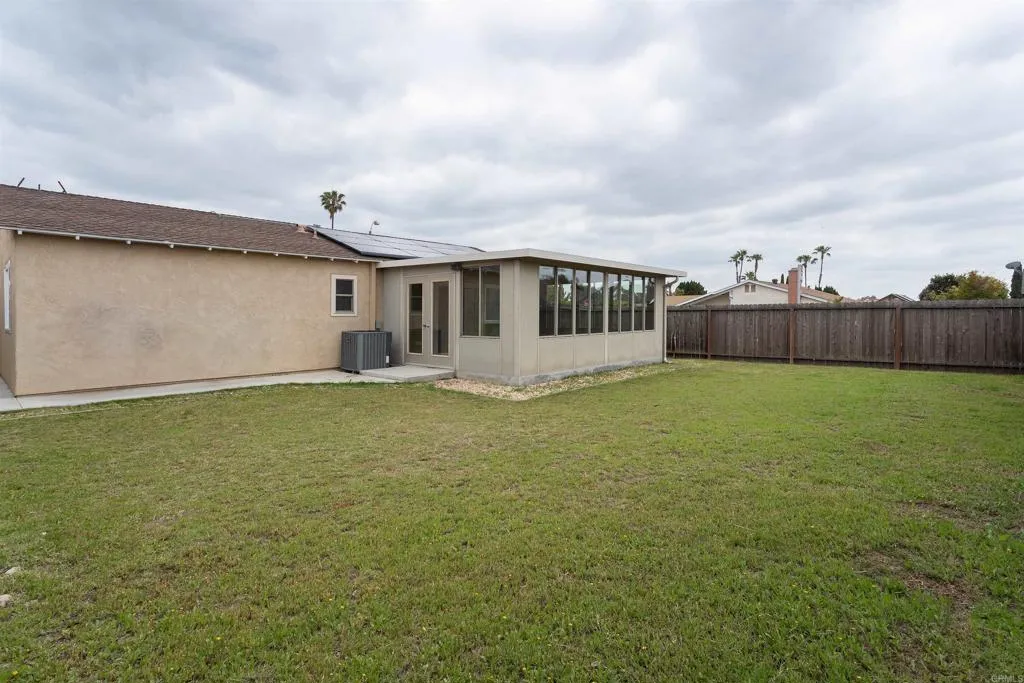 10336 Londonderry Avenue