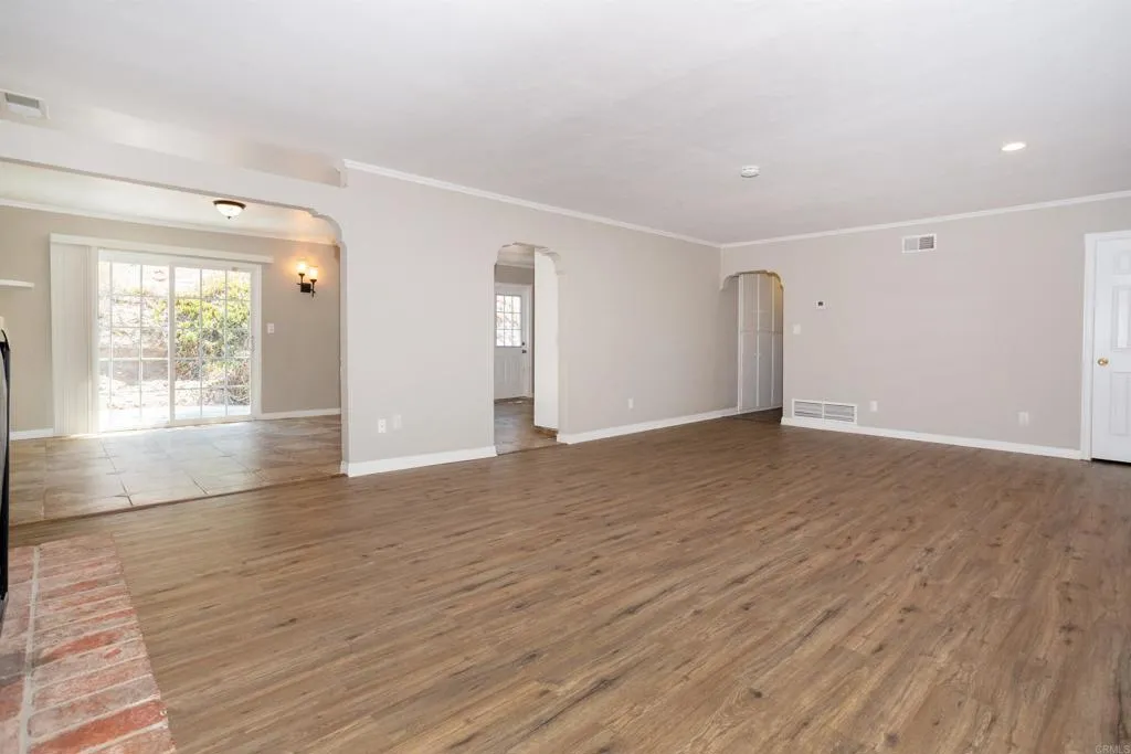 9253 Westhill Road