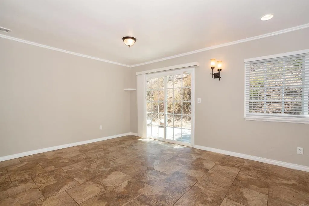 9253 Westhill Road
