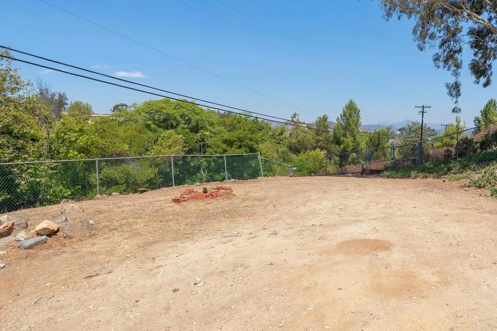 9253 Westhill Road