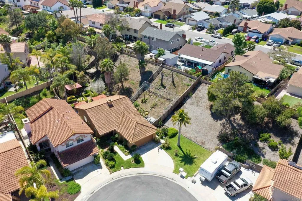 9207 Irongate Lane
