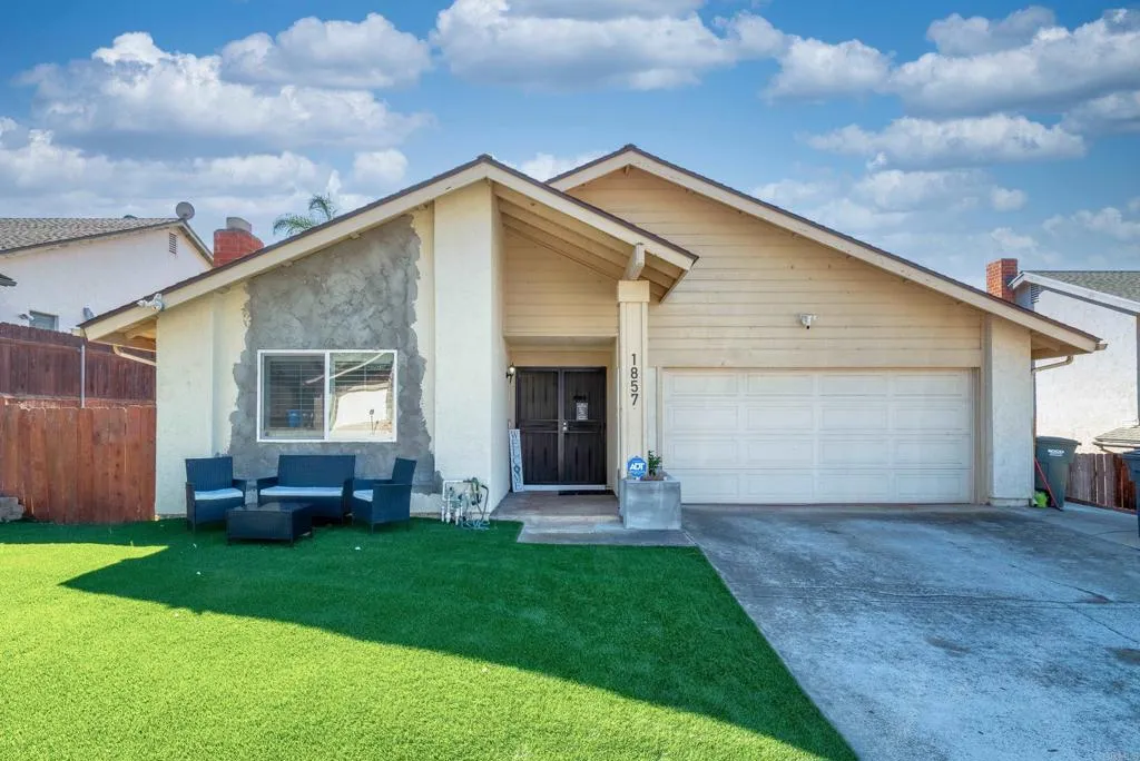 1857 Lavala Lane