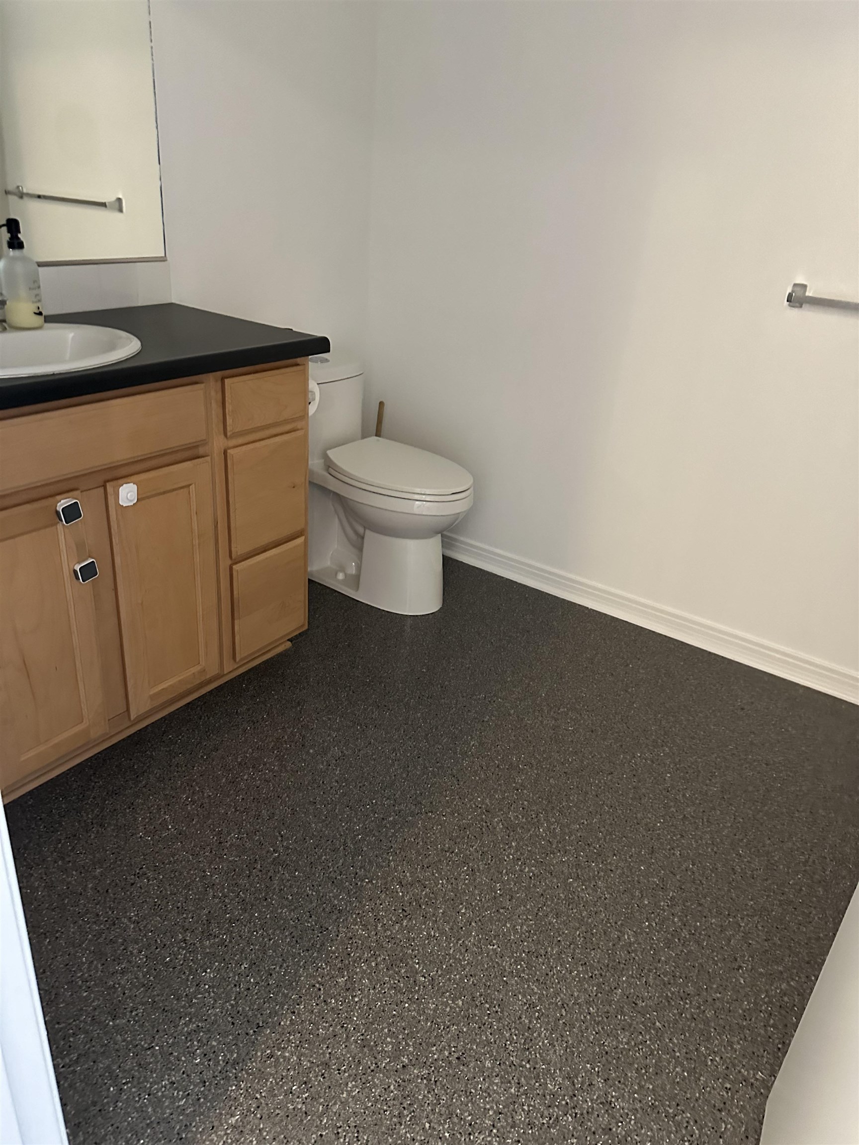 1700 Old Mammoth Rd #22 (door I-106)