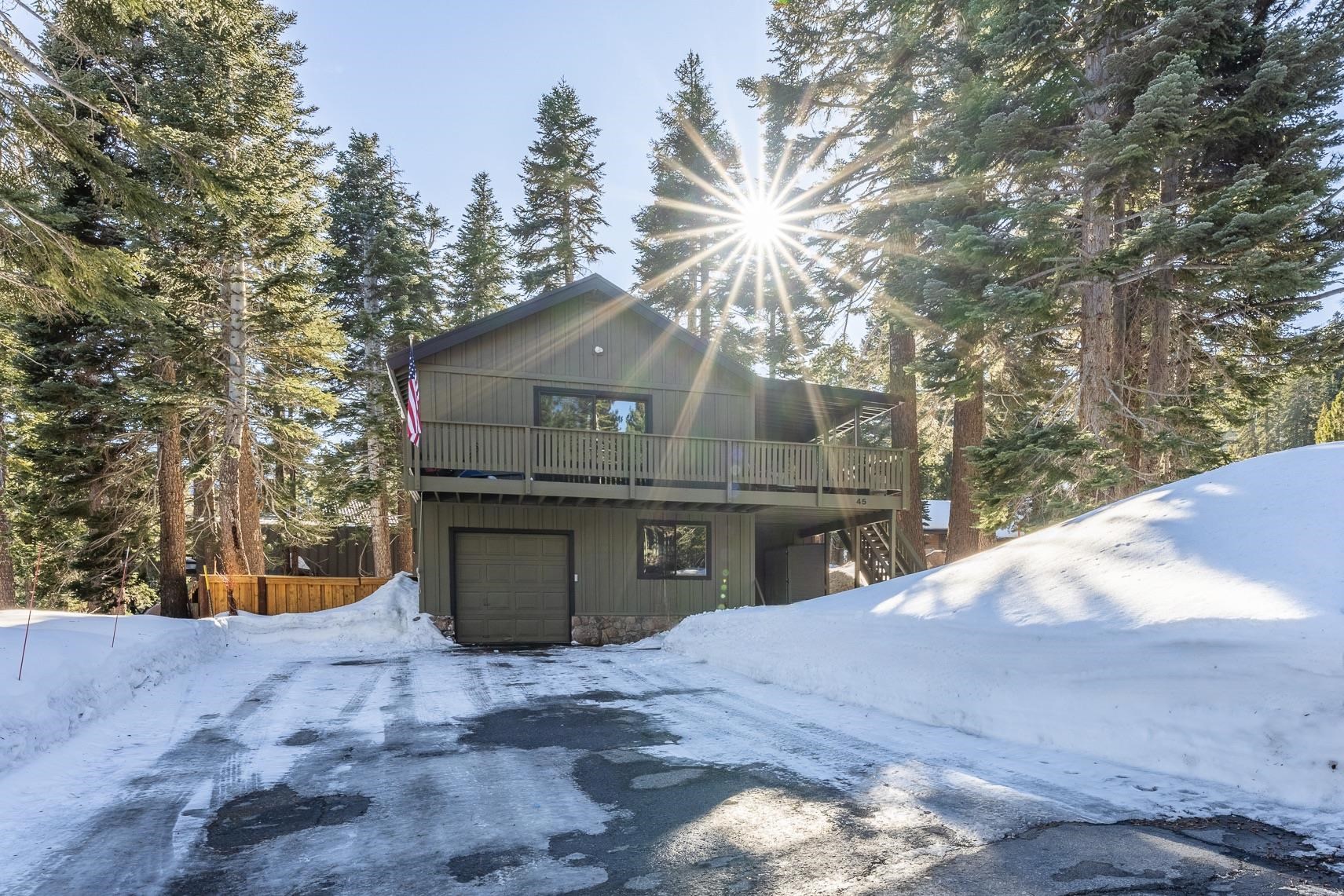 45 Tyrol Ln