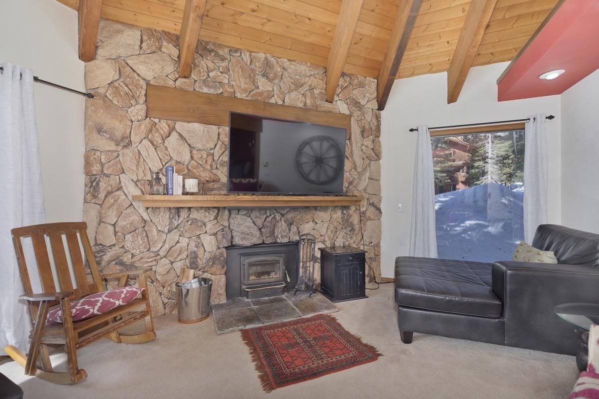 103 Zurs Ct
