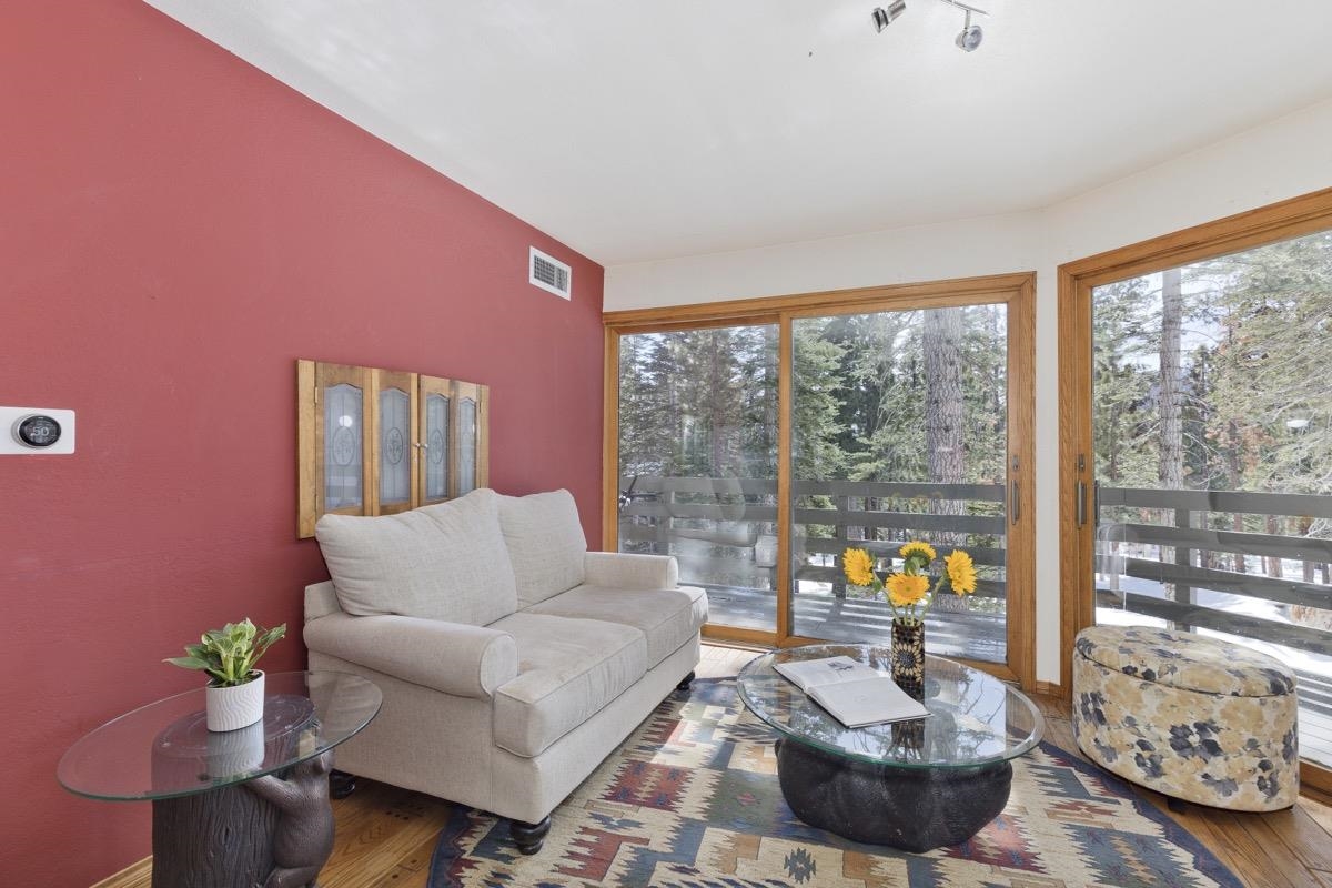103 Zurs Ct