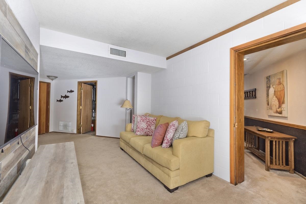 103 Zurs Ct