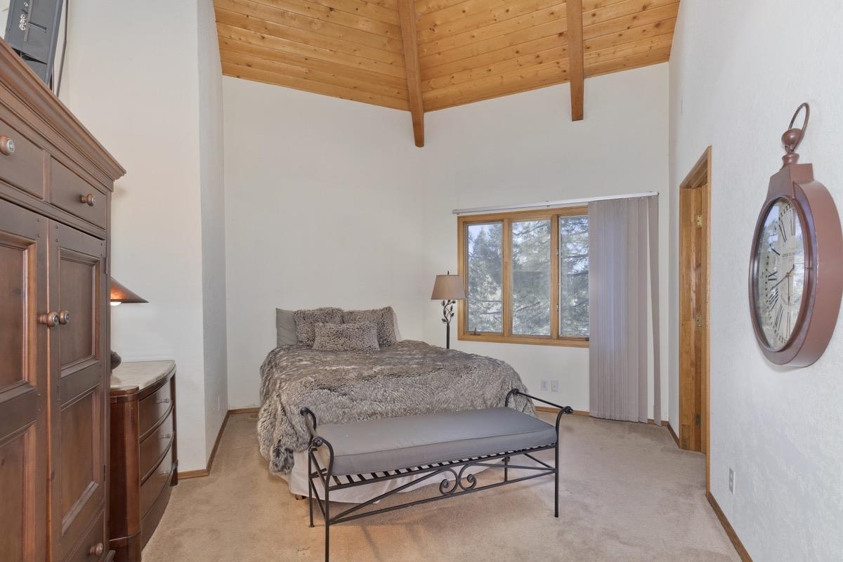 103 Zurs Ct