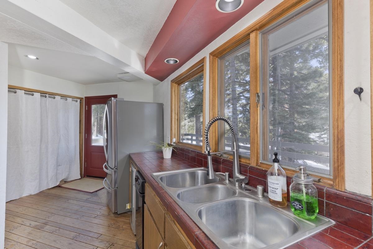103 Zurs Ct