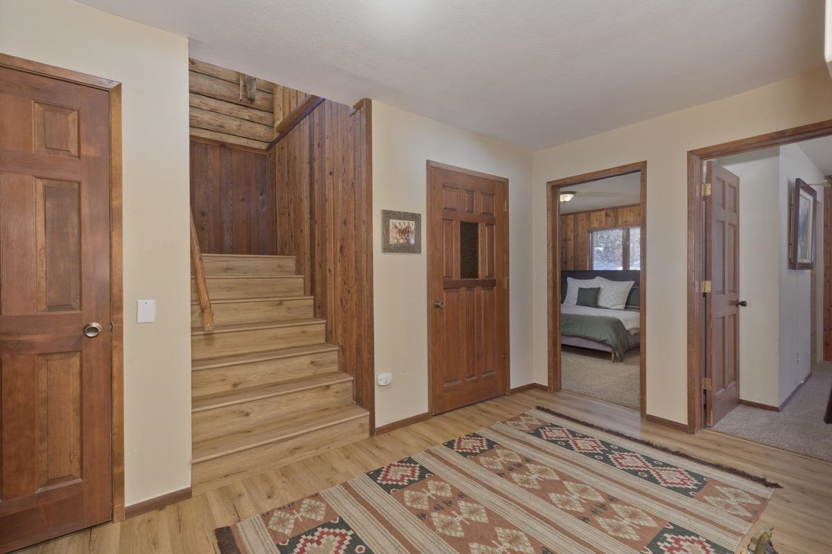 72 Rainbow Ln
