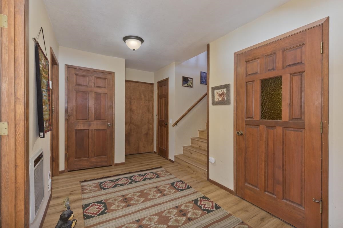 72 Rainbow Ln
