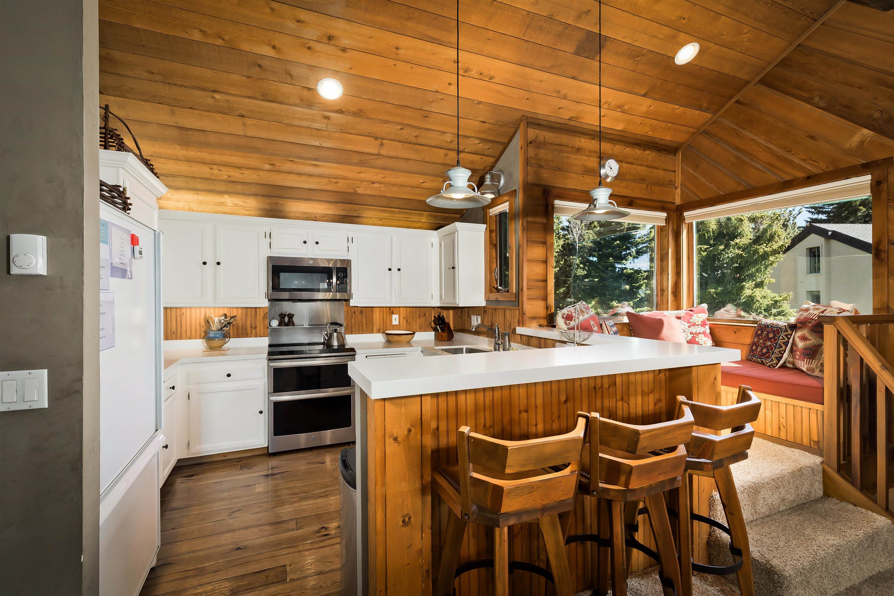 218 Solitude Unit: Snowcreek II 218