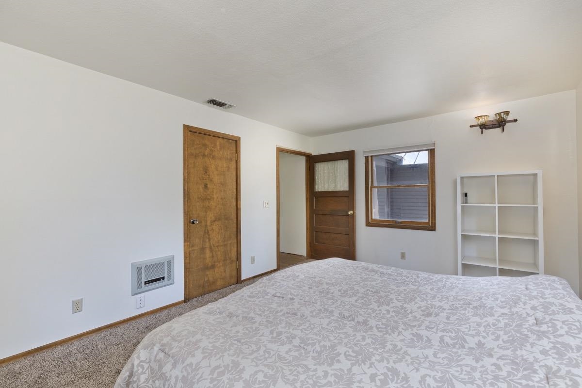 2030 Old mammoth Road