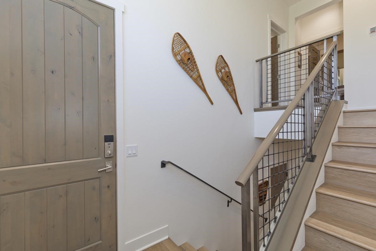 1601 Clear Creek Rd Unit: Creekhouse 1601