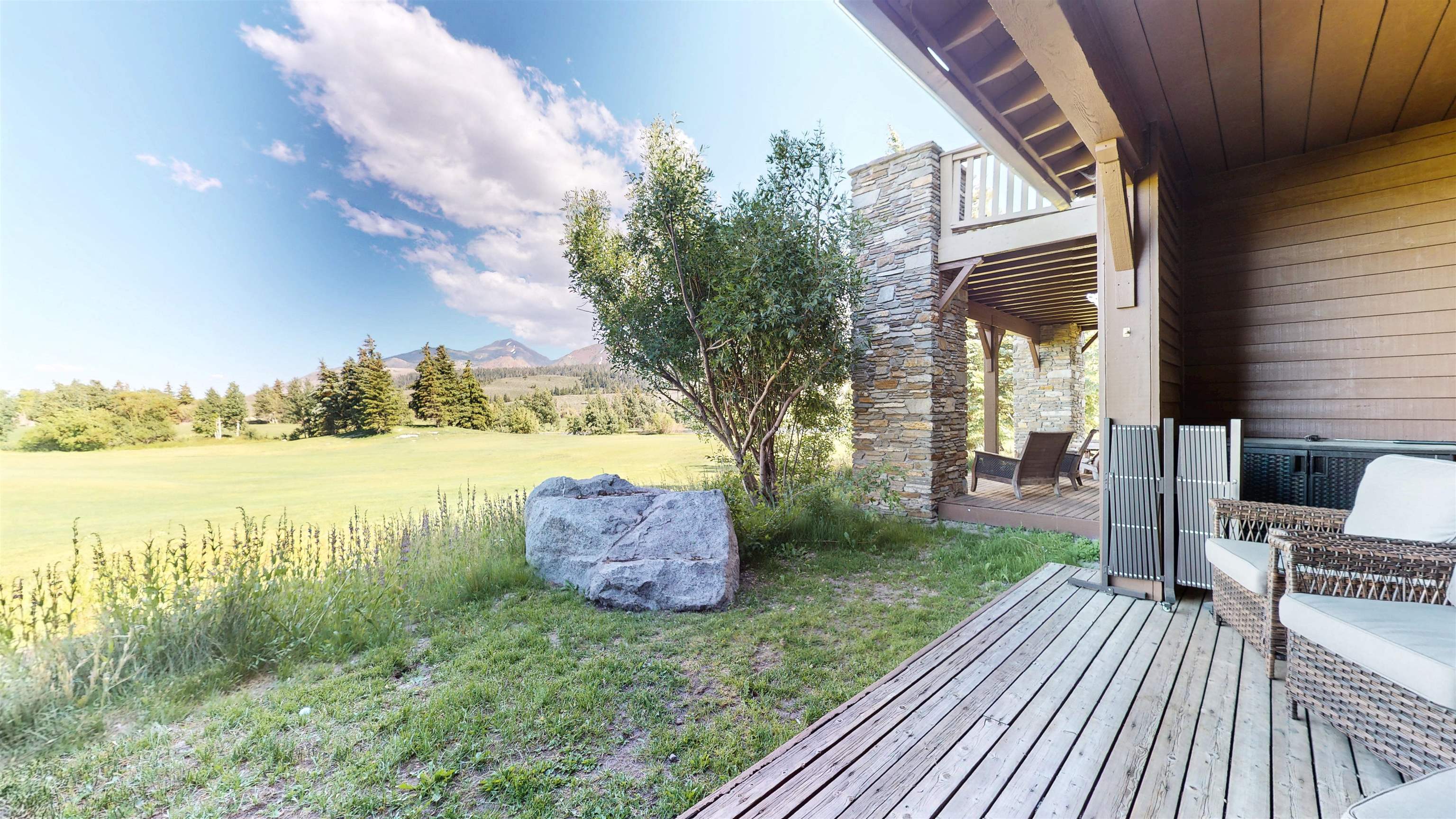 1197 Pyramid Peak Dr