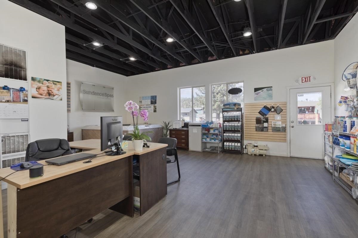 100 Sierra Park Rd S1