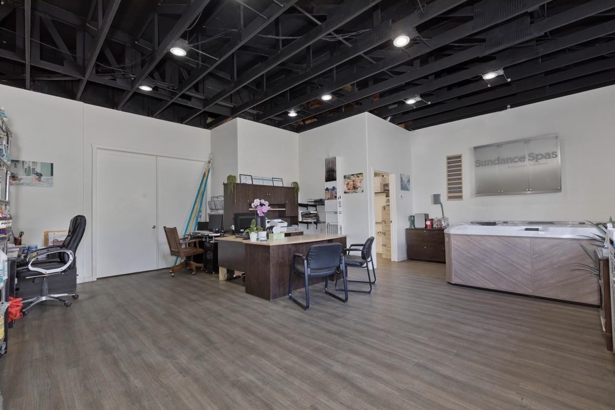 100 Sierra Park Rd S1