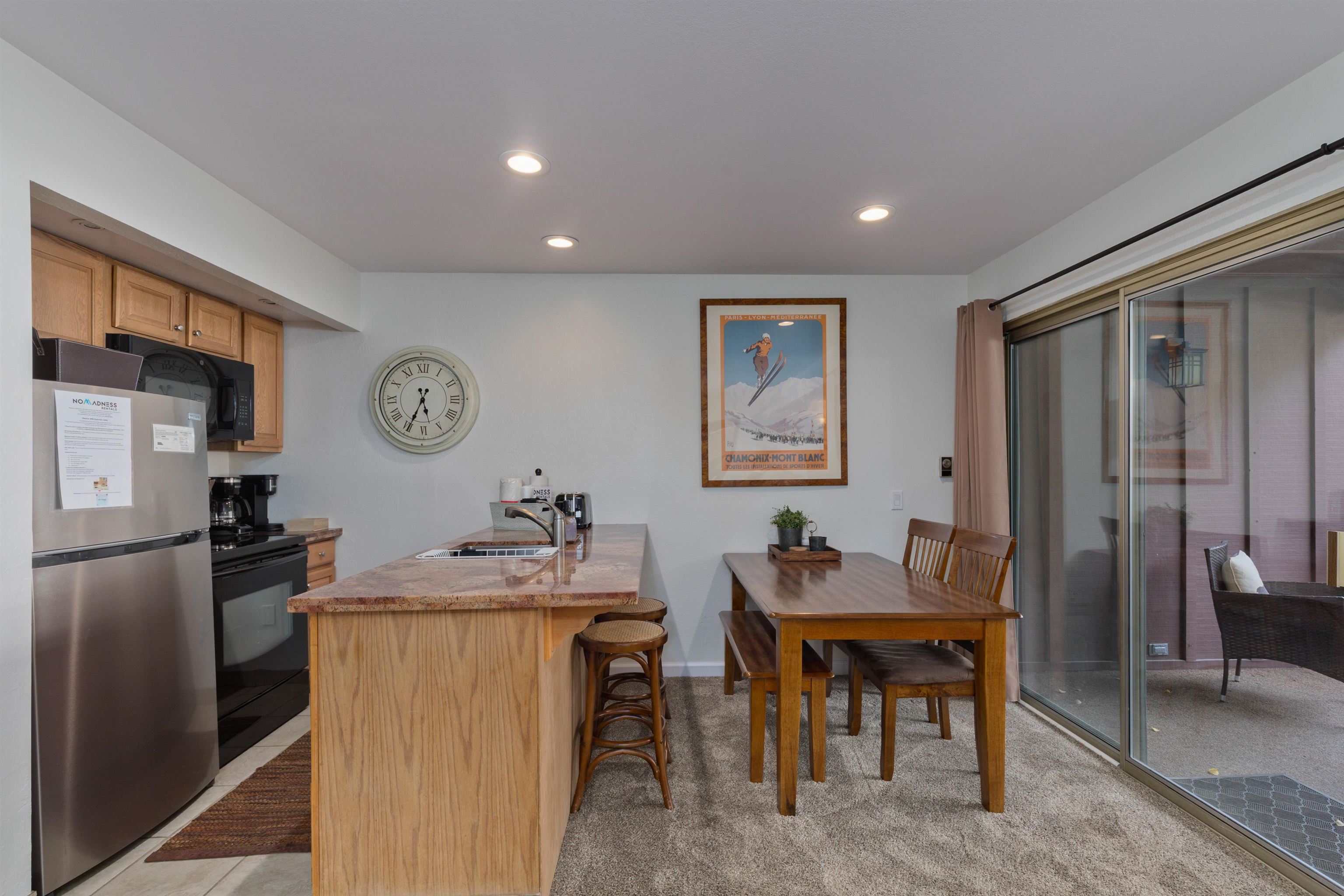 221 Canyon Blvd #102