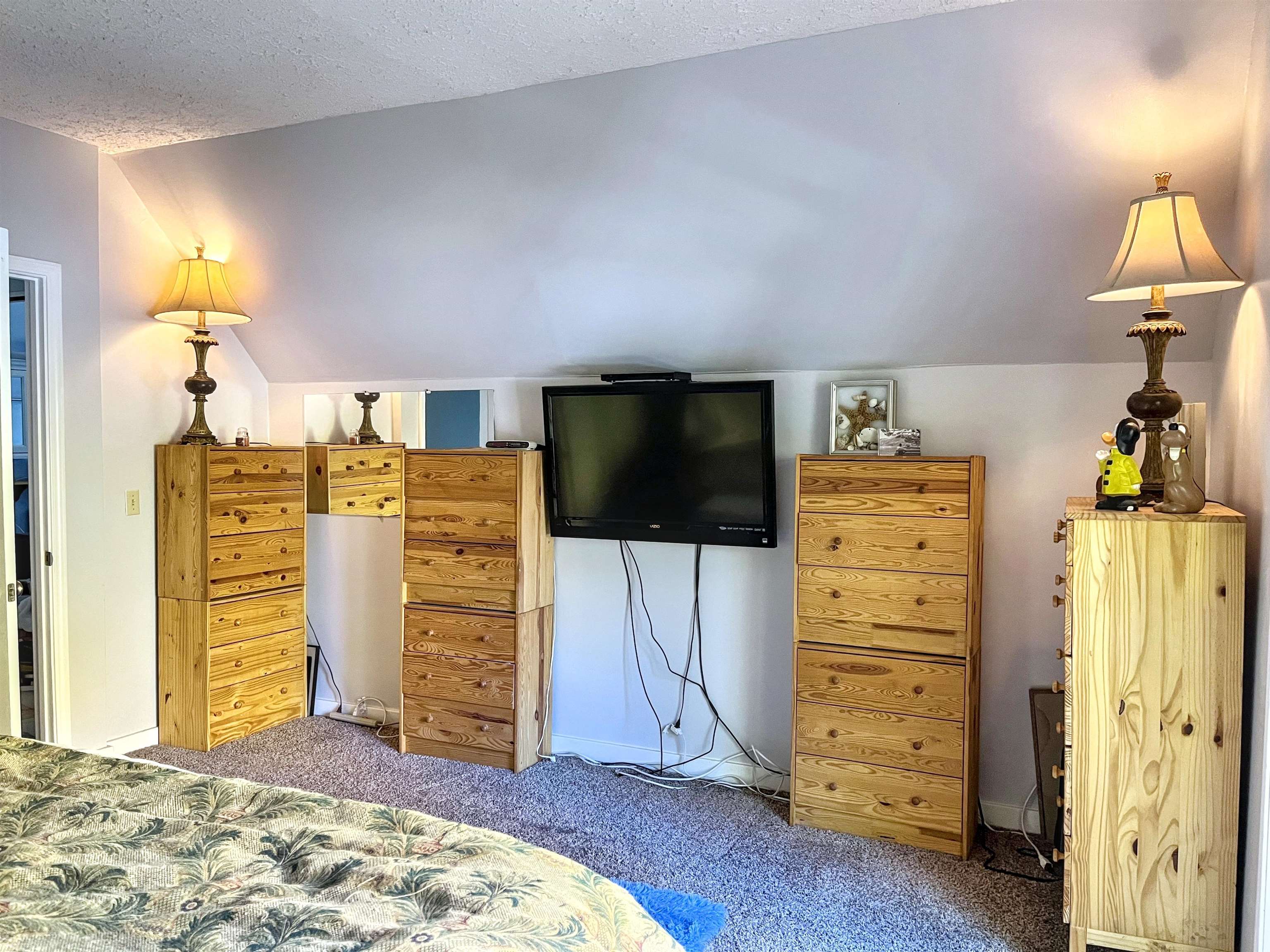 181 Rainbow Street Unit: 20