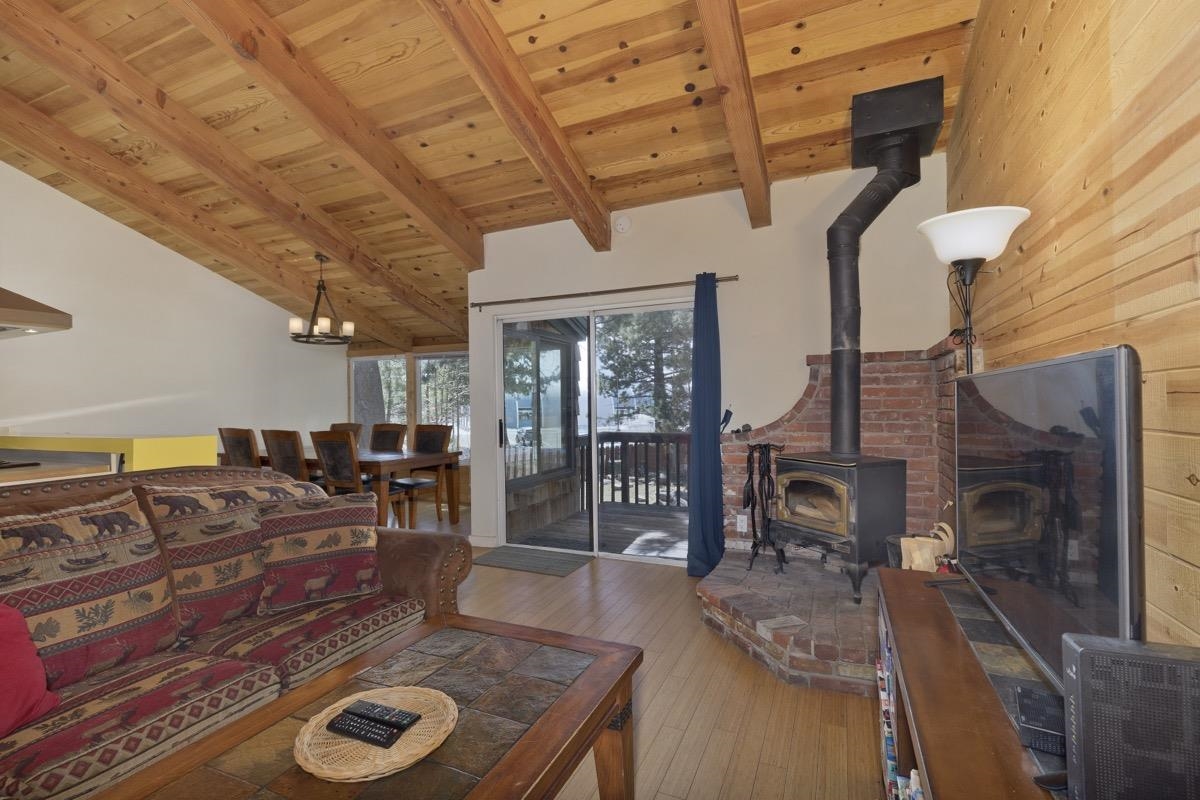 3199 Chateau Rd 22