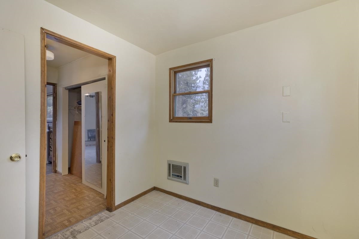 2030 Old Mammoth Road