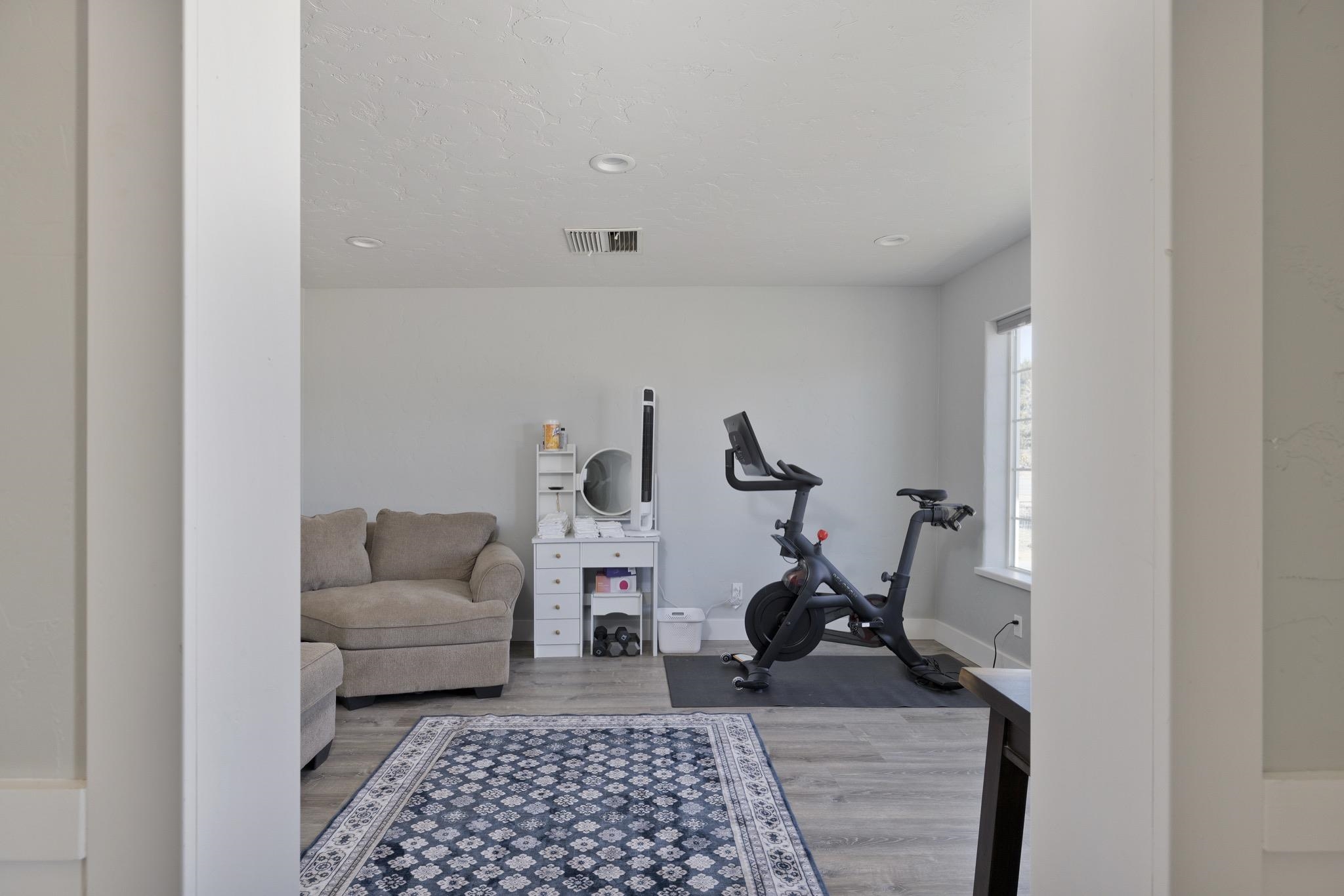420 Mesa Vista Dr