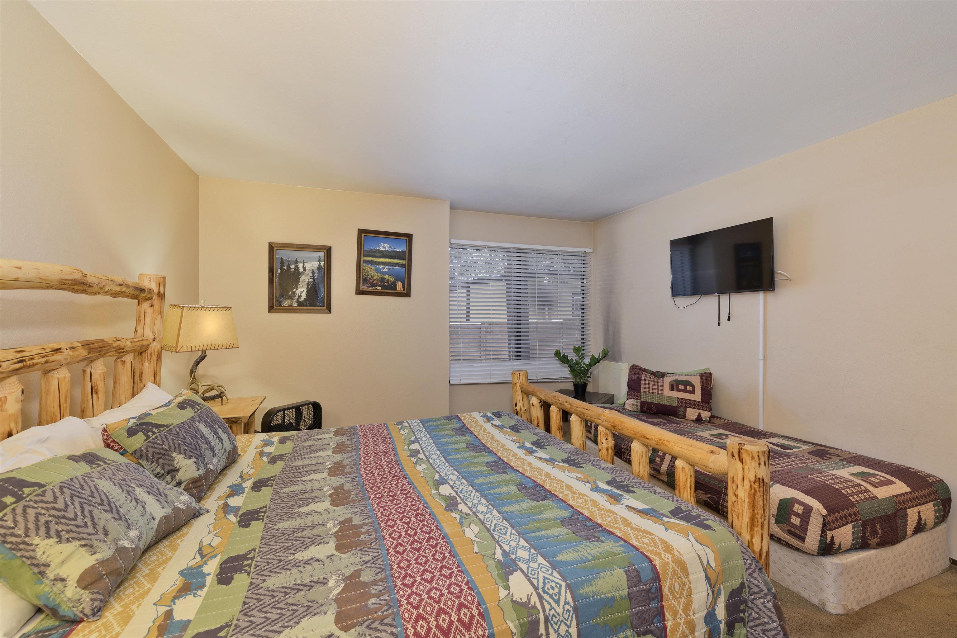 2113 Meridian Blvd 187
