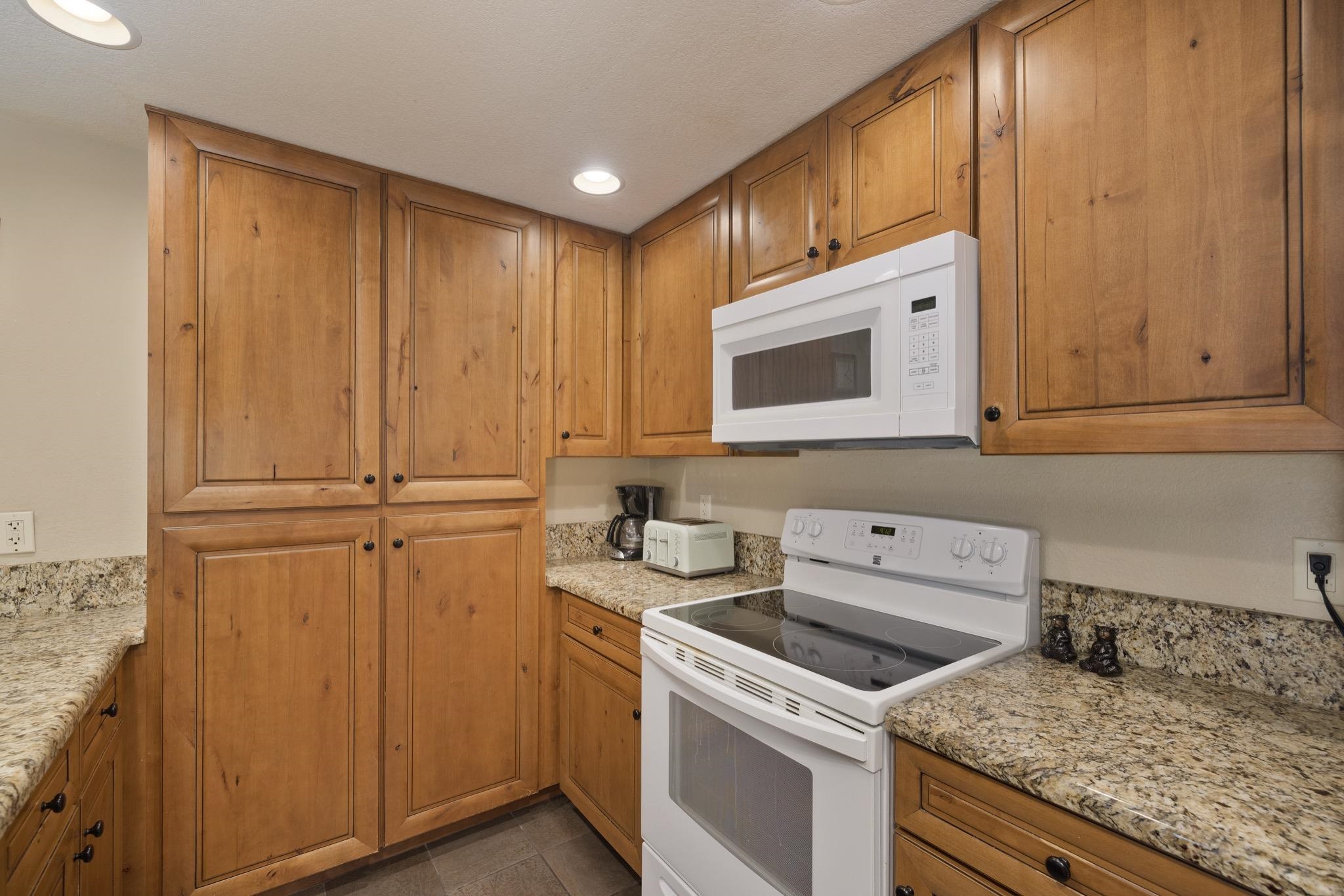 435 Lakeview #63