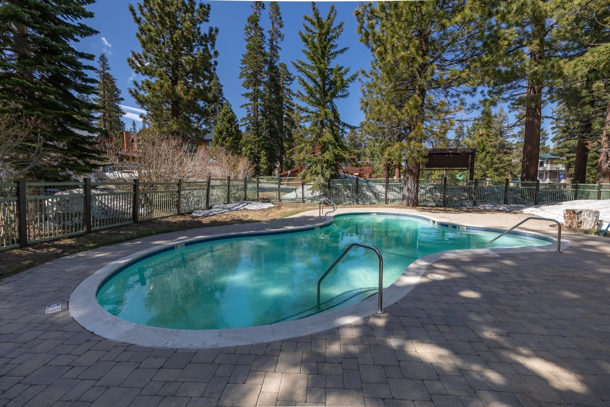 435 Lakeview #63