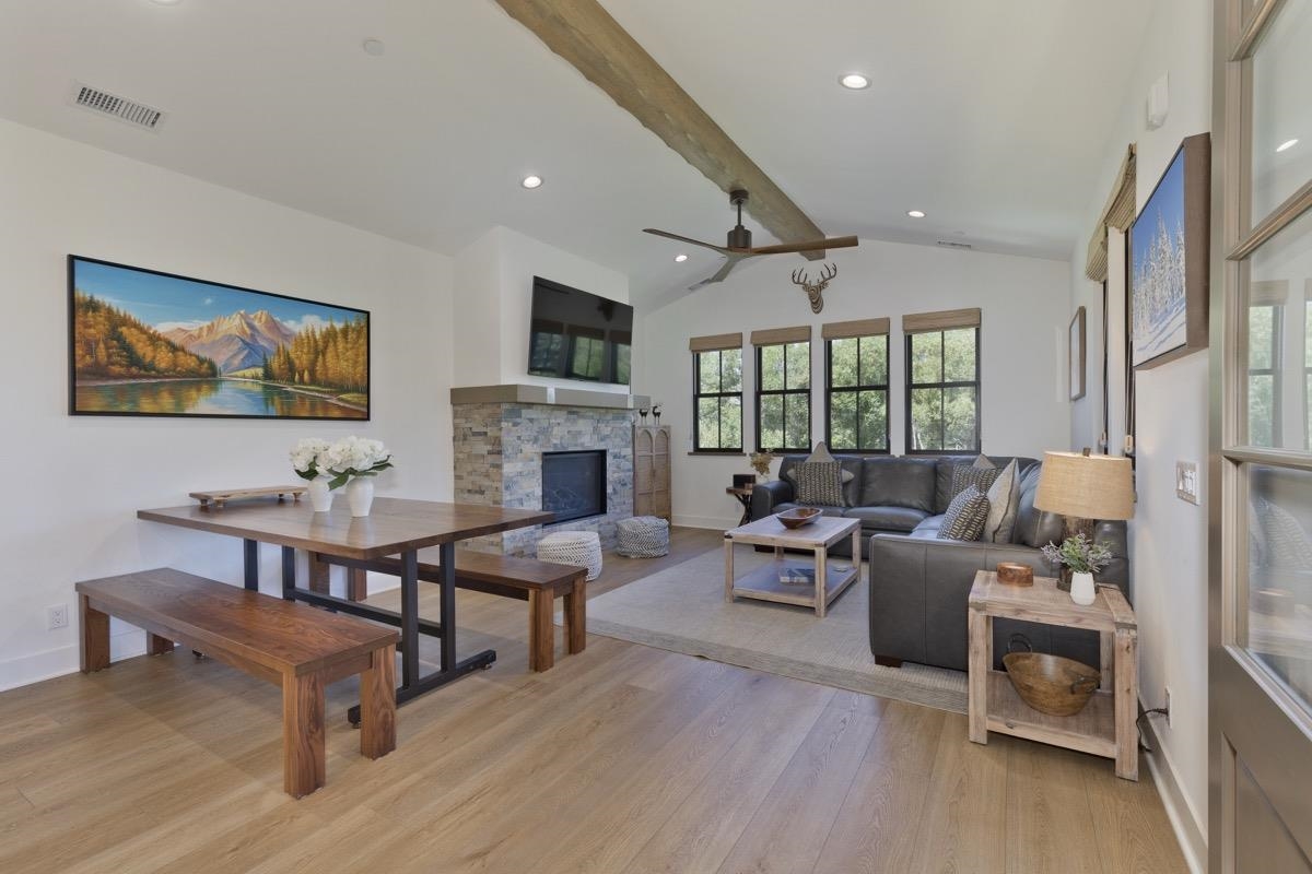 1601 Clear Creek Rd Unit: 1601