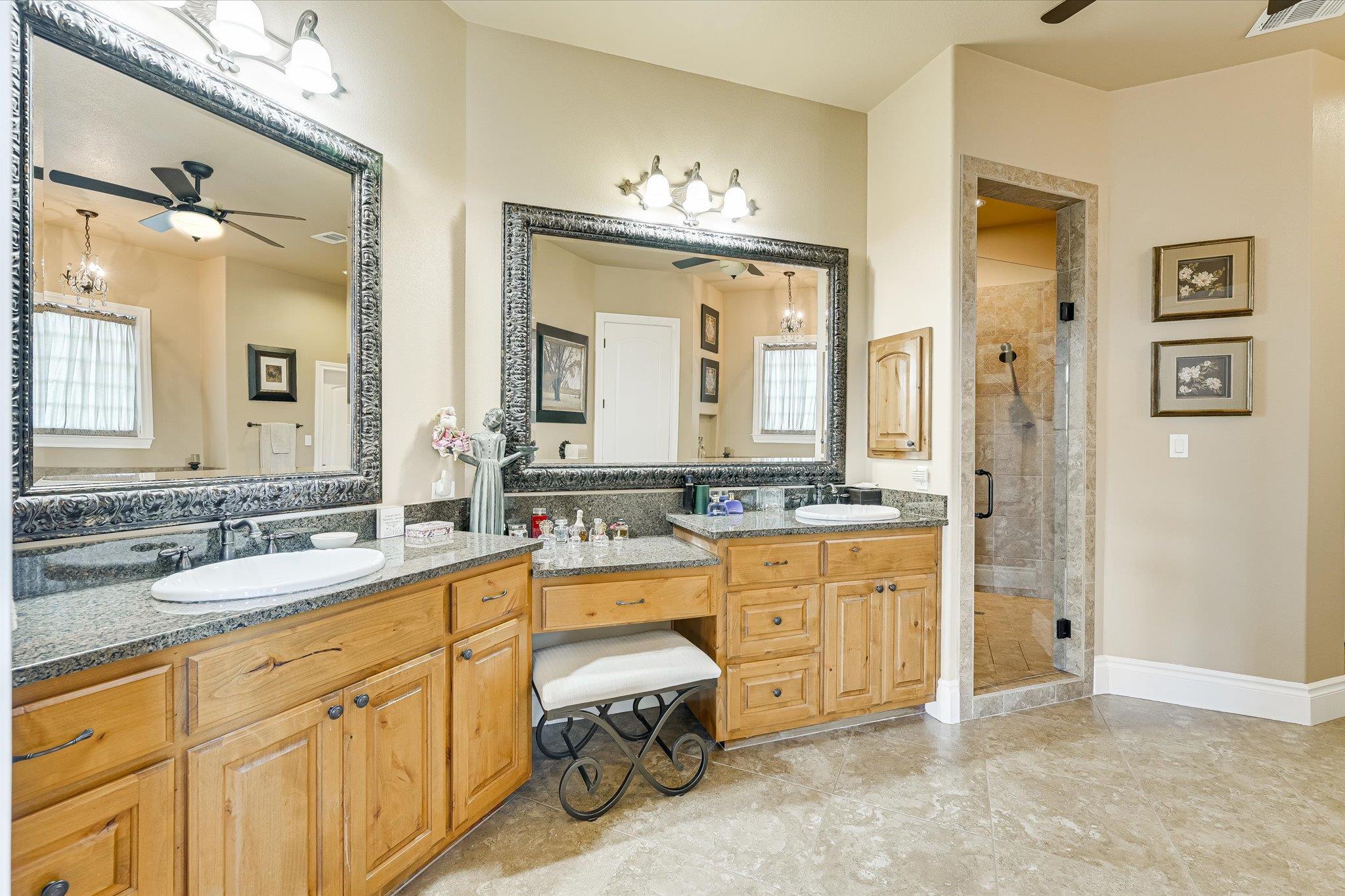 124 Walnut Tree LOOP