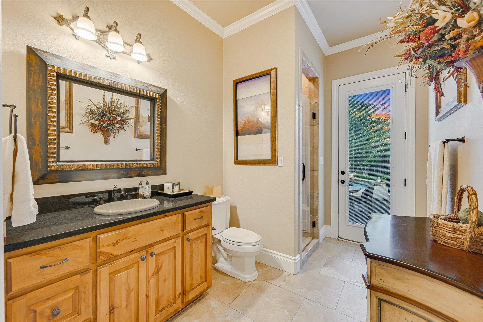 124 Walnut Tree LOOP