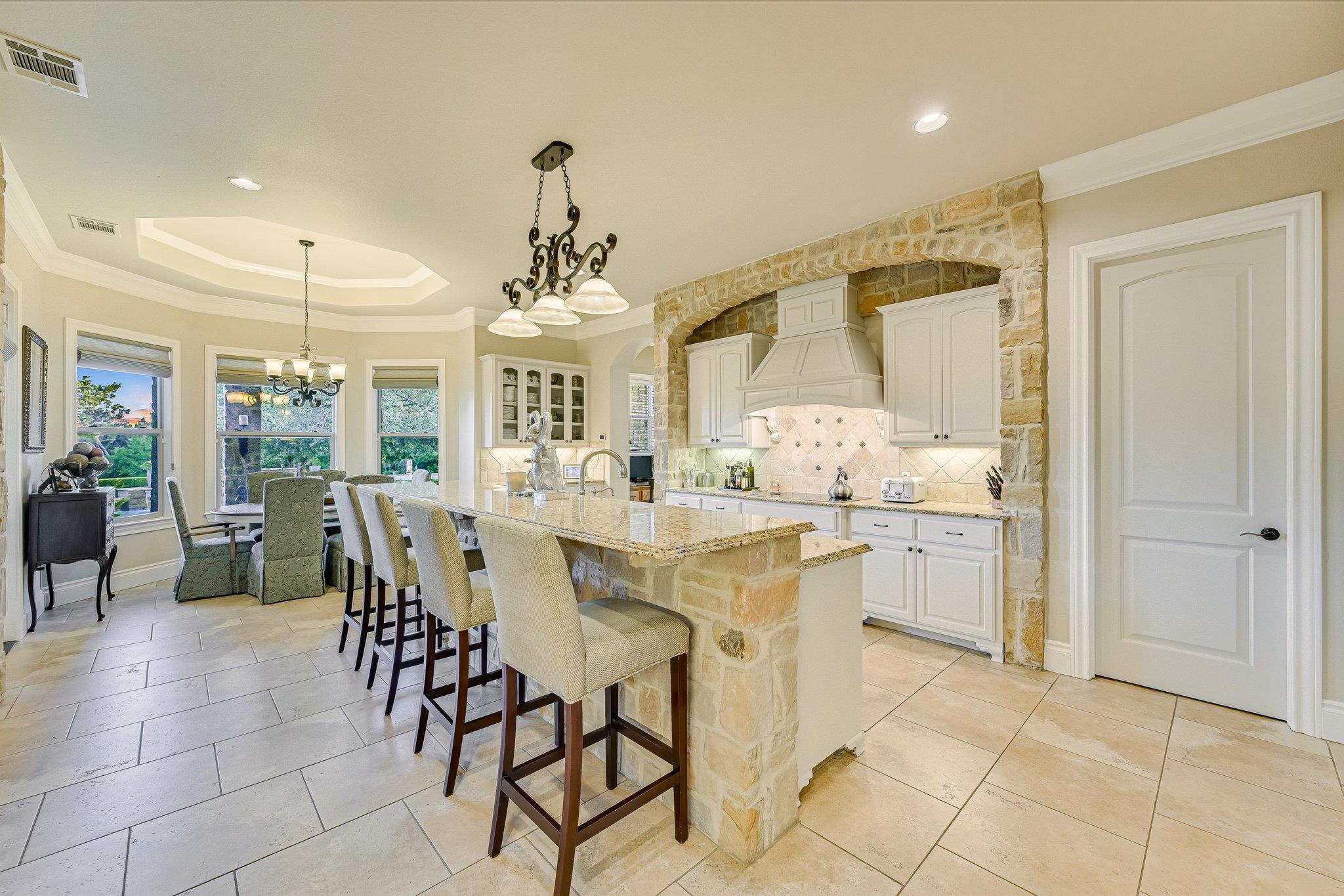124 Walnut Tree LOOP