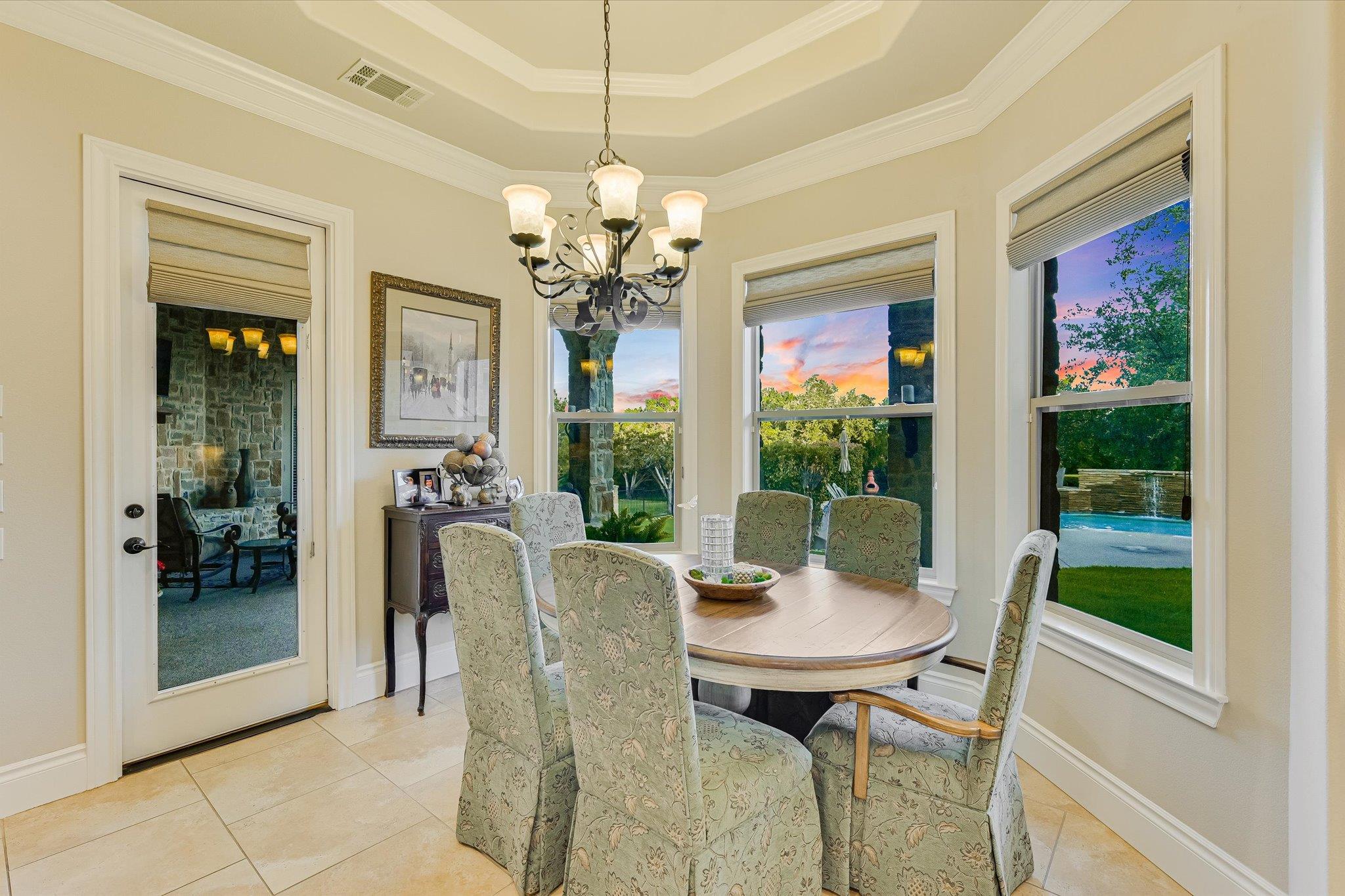 124 Walnut Tree LOOP