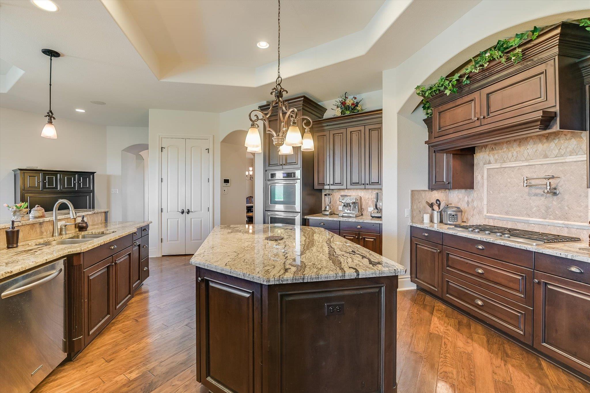 4400 River Place BLVD # 2