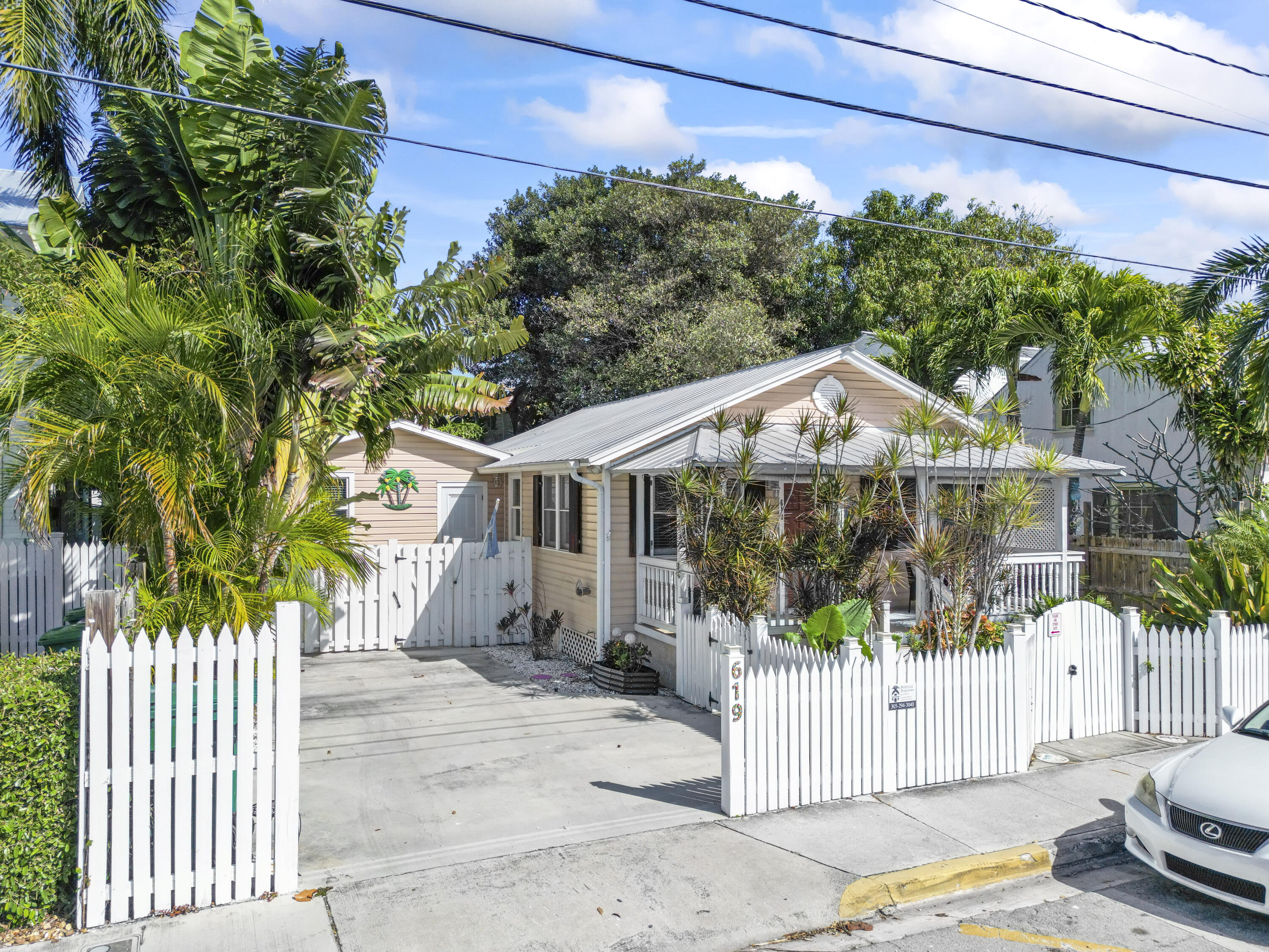 619 Thomas Street