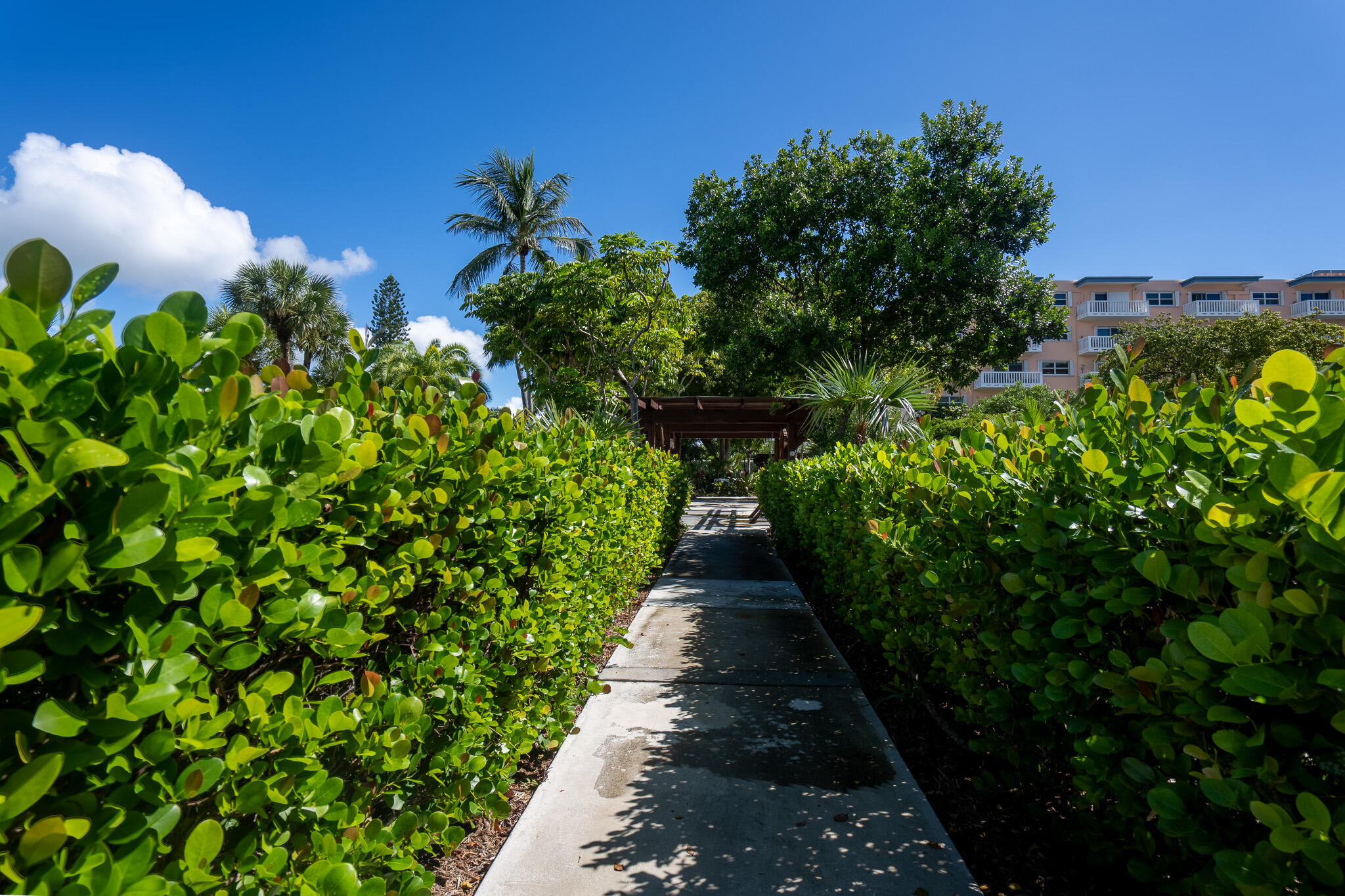 2601 S Roosevelt Boulevard Unit: 307C