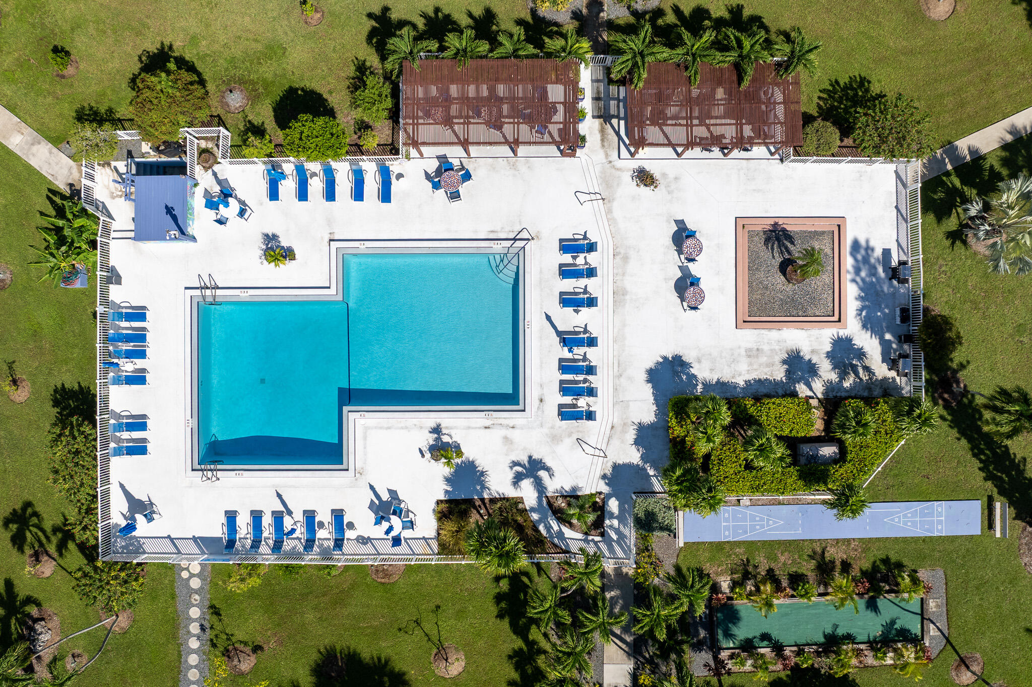 2601 S Roosevelt Boulevard Unit: 307C