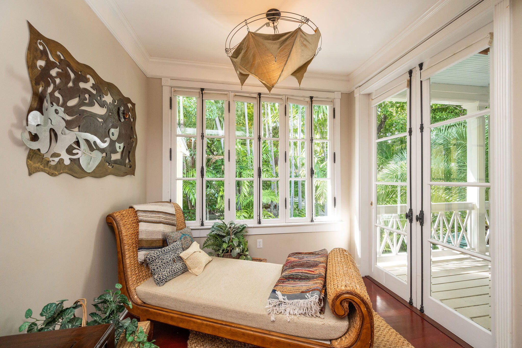 600 Elizabeth Street