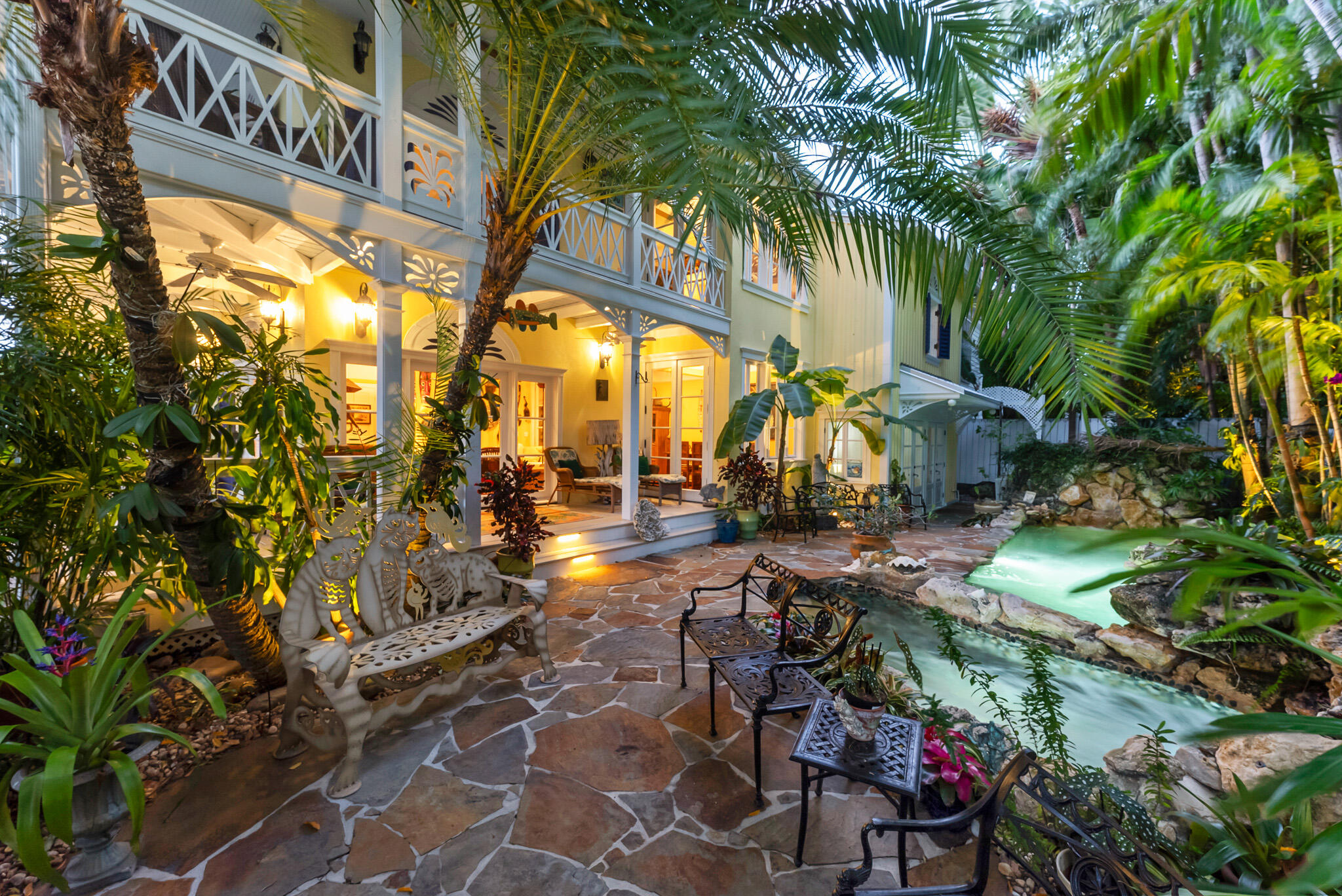 600 Elizabeth Street