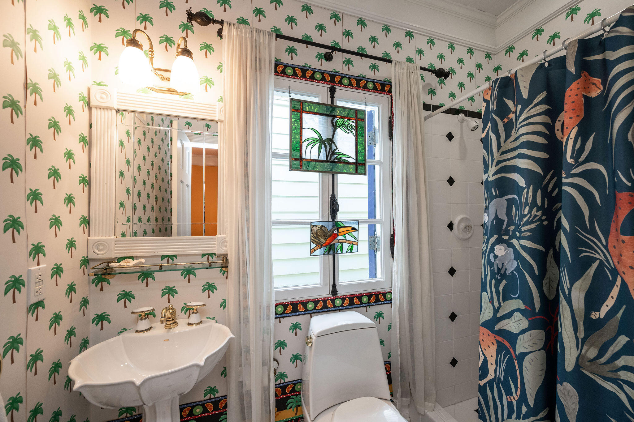 600 Elizabeth Street