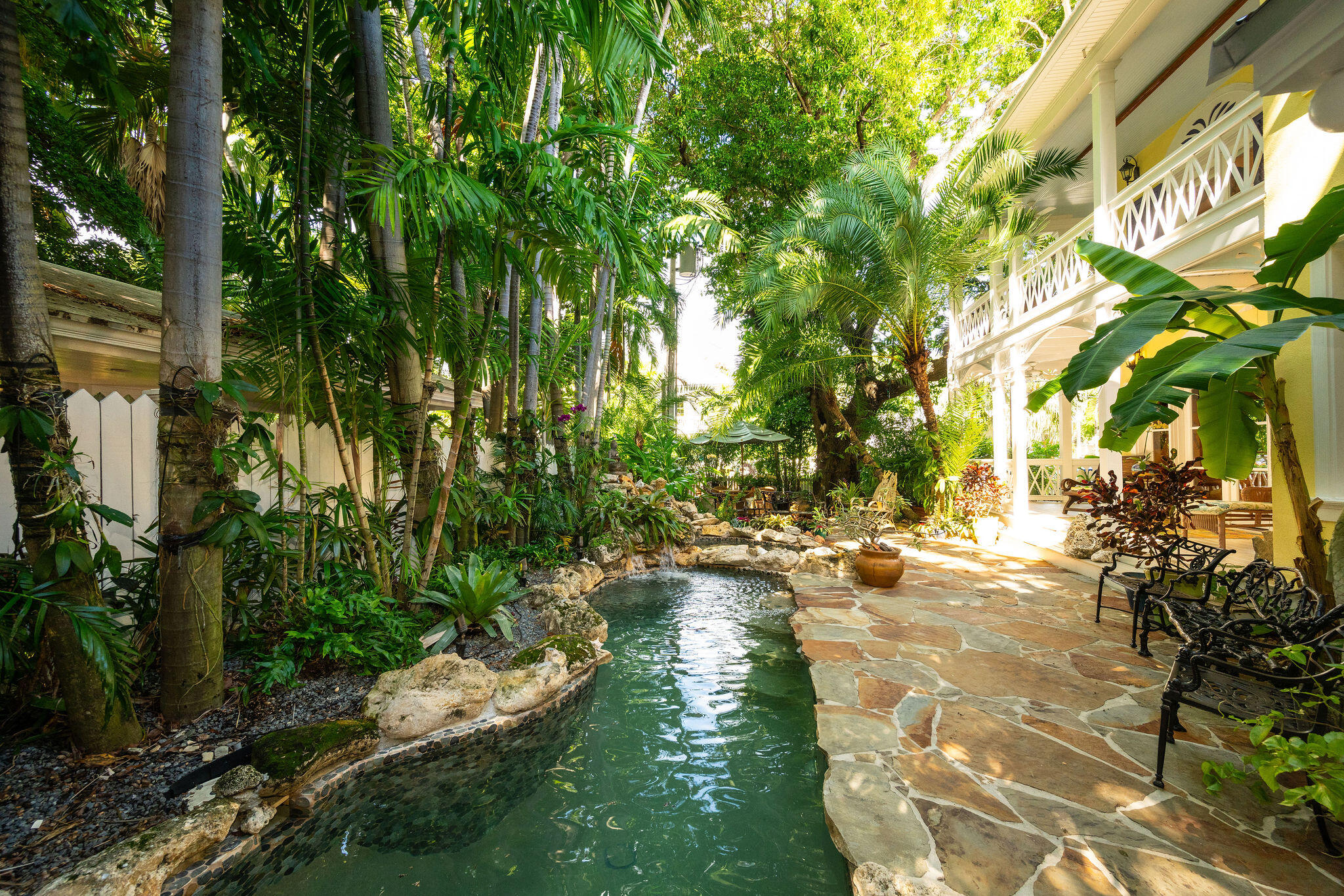 600 Elizabeth Street