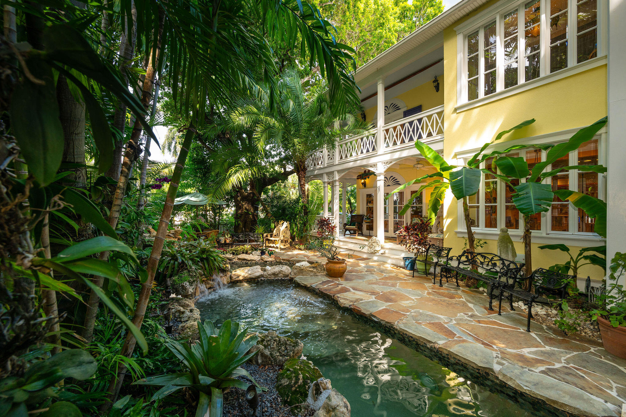 600 Elizabeth Street